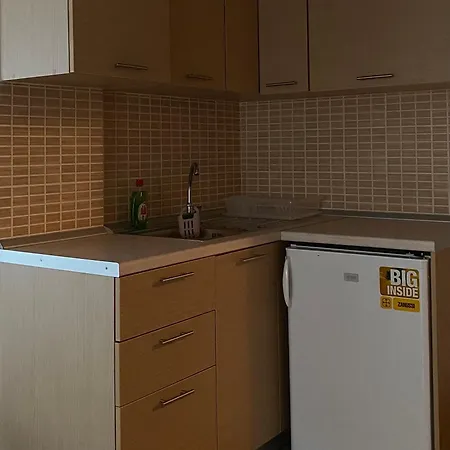 Golden * Nea Iraklitsa