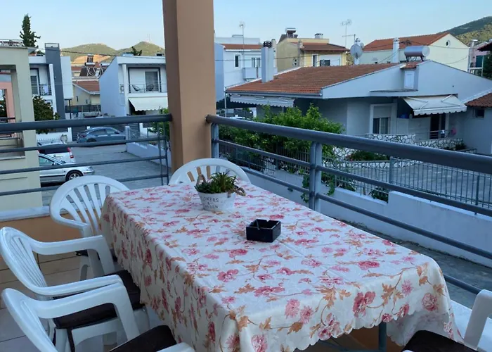 Golden Nea Iraklitsa